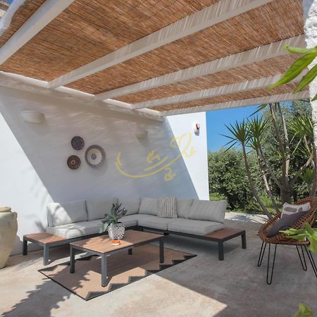 Вилла Td Dimora Del Giglio With Organic Garden With Pool Остуни Экстерьер фото
